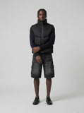 DAXUEN Men's loose-fit denim cargo shorts — model photo