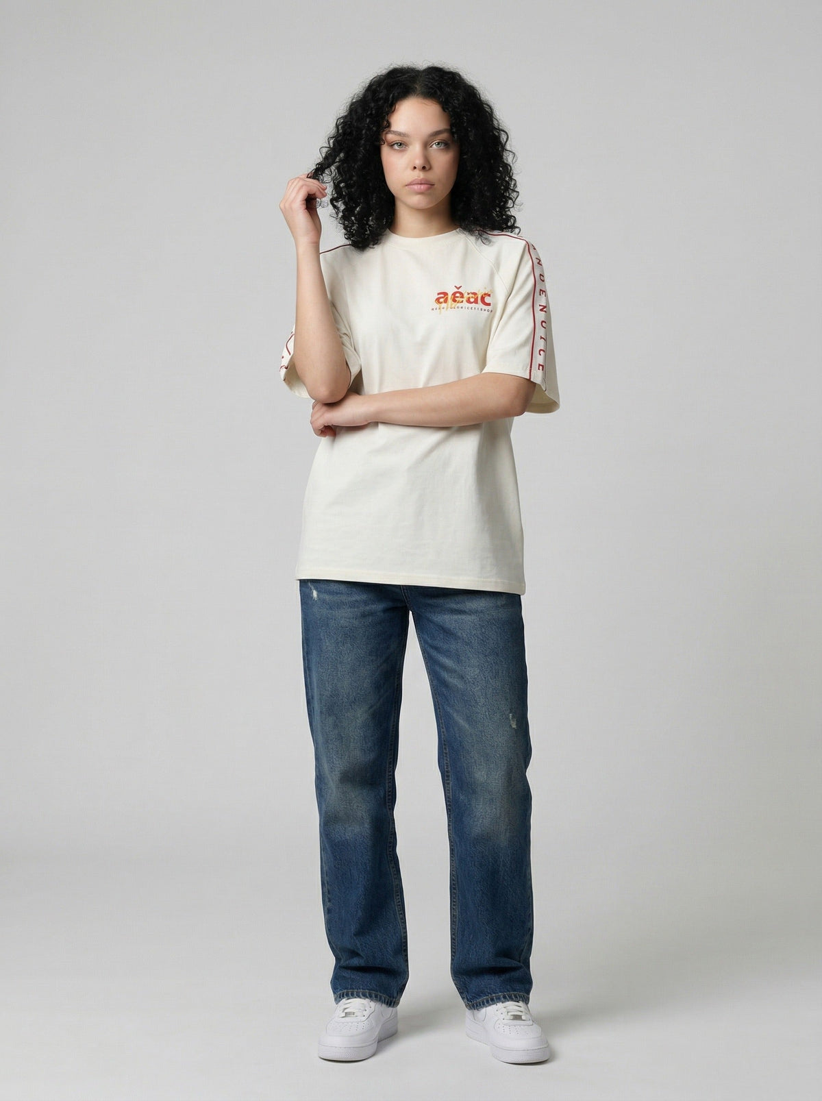 DAXUEN MADE N CHOICE graphic short-sleeve T-shirt — model photo