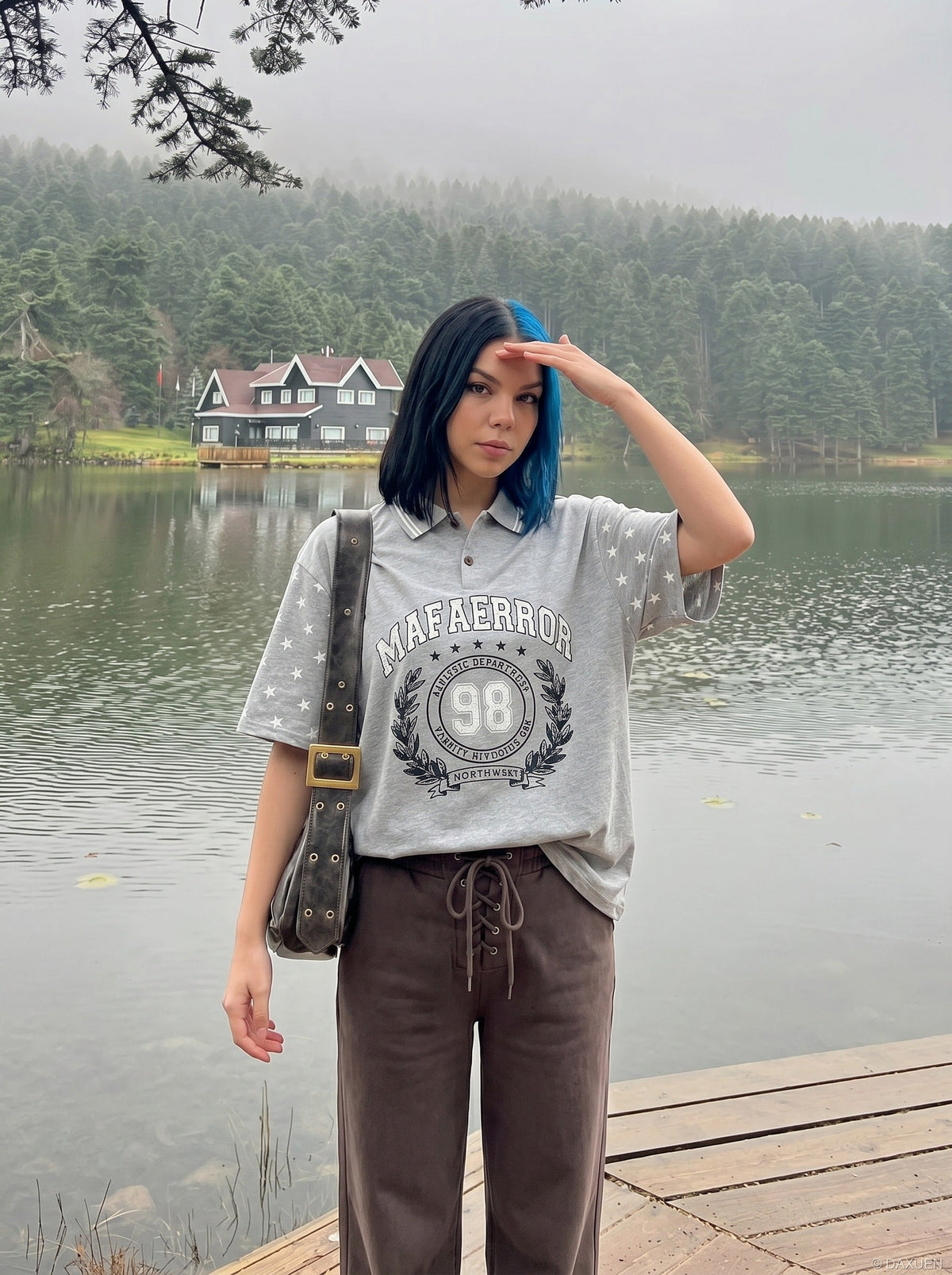 DAXUEN Grey marl short-sleeved polo shirt with star print — model photo