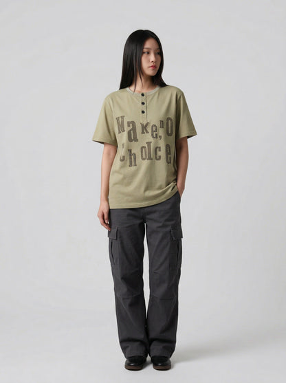 DAXUEN Relaxed-fit short-sleeve Henley T-shirt — model photo
