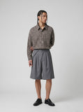 DAXUEN Medium grey wide-leg shorts with pleats and waistband — model photo