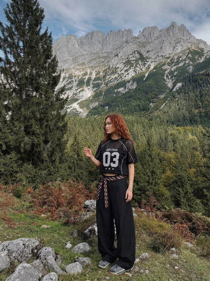 DAXUEN Relaxed-fit mesh t-shirt with contrasting stitching — model photo