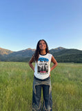 DAXUEN Short-sleeved white crew-neck graphic t-shirt — model photo