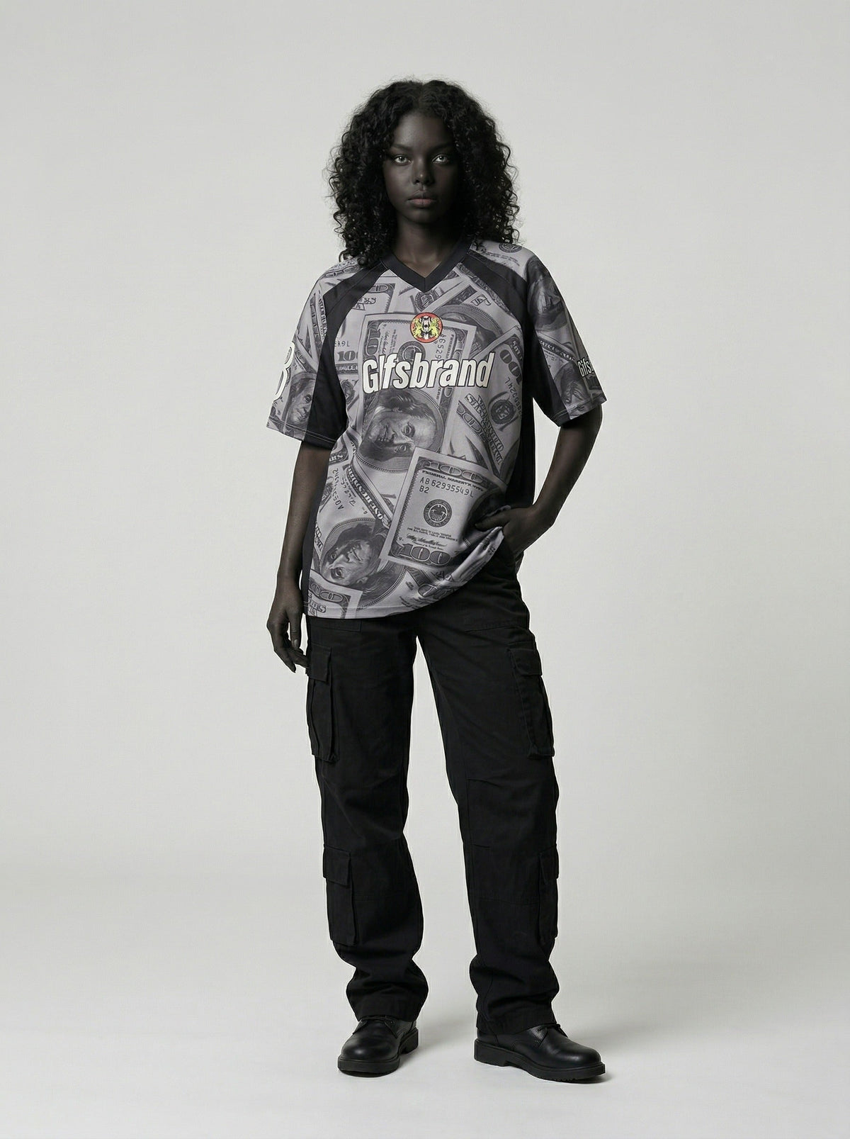 DAXUEN Oversized V-neck T-shirt with money print — model photo