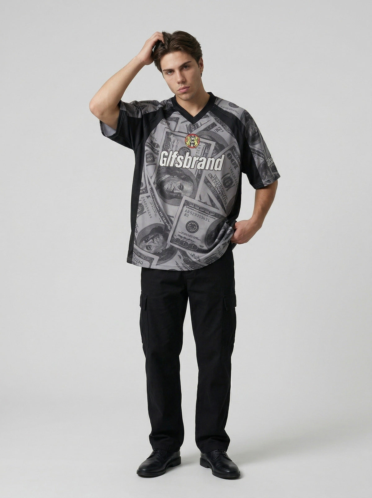 DAXUEN Oversized V-neck T-shirt with money print — model photo