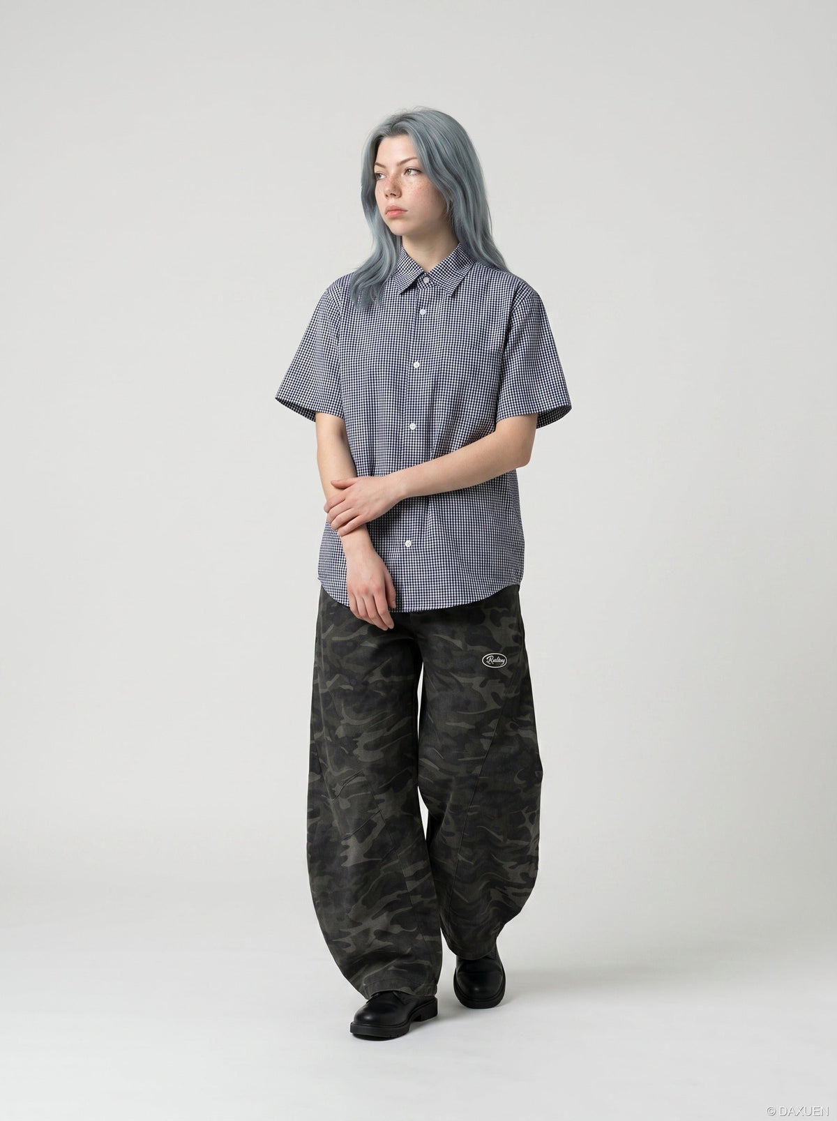 DAXUEN Navy and white gingham short-sleeved shirt — model photo