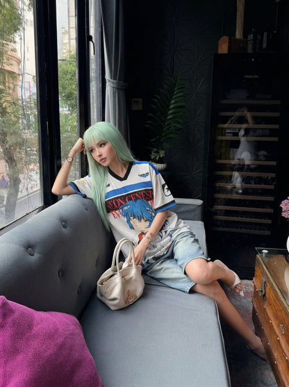 DAXUEN Short-sleeve jersey T-shirt with anime graphic — model photo