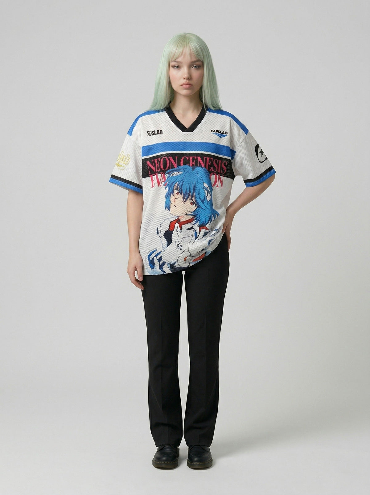 DAXUEN Short-sleeve jersey T-shirt with anime graphic — model photo