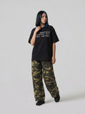 DAXUEN Short-sleeve crew neck t-shirt with text print — model photo