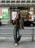 DAXUEN olive green camouflage utility jacket — model photo