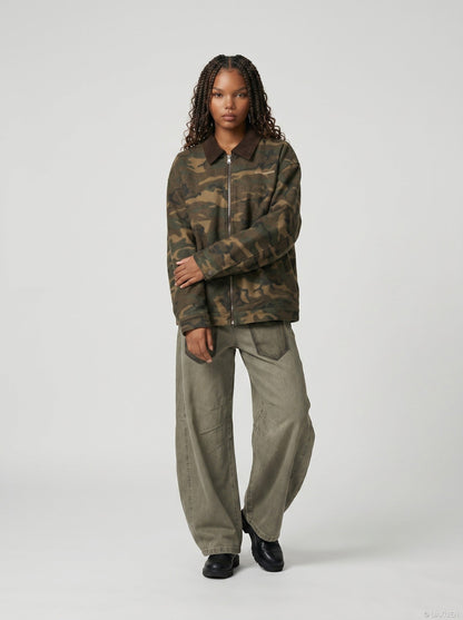 DAXUEN olive green camouflage utility jacket — model photo