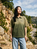 DAXUEN Ombre polo shirt with kangaroo pocket — model photo