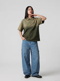 DAXUEN Ombre polo shirt with kangaroo pocket — model photo