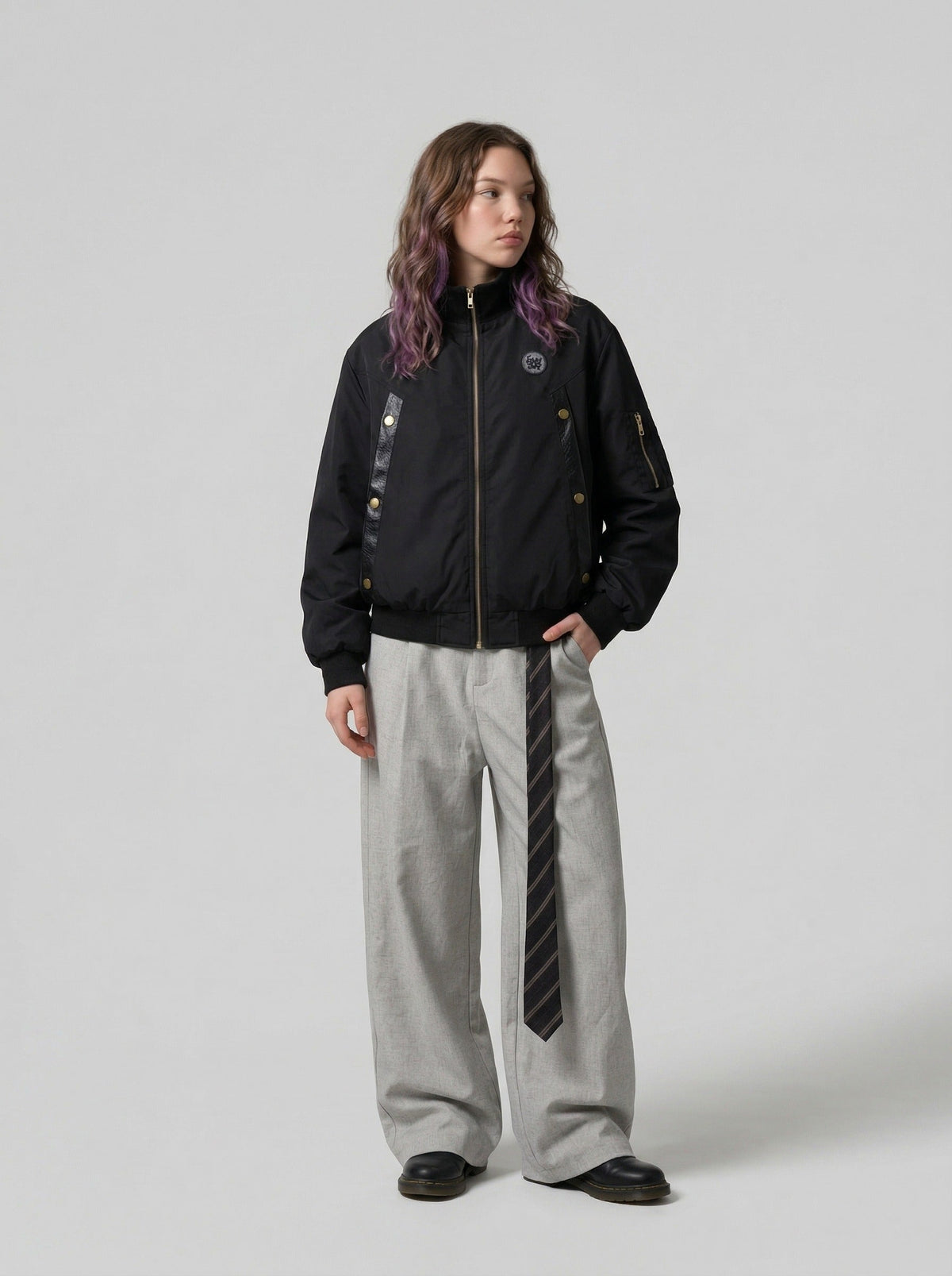 DAXUEN Oversized bomber jacket in black and navy — model photo