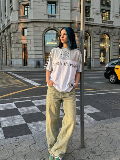 DAXUEN Oversized short-sleeve colorblock T-shirt with graphics — model photo