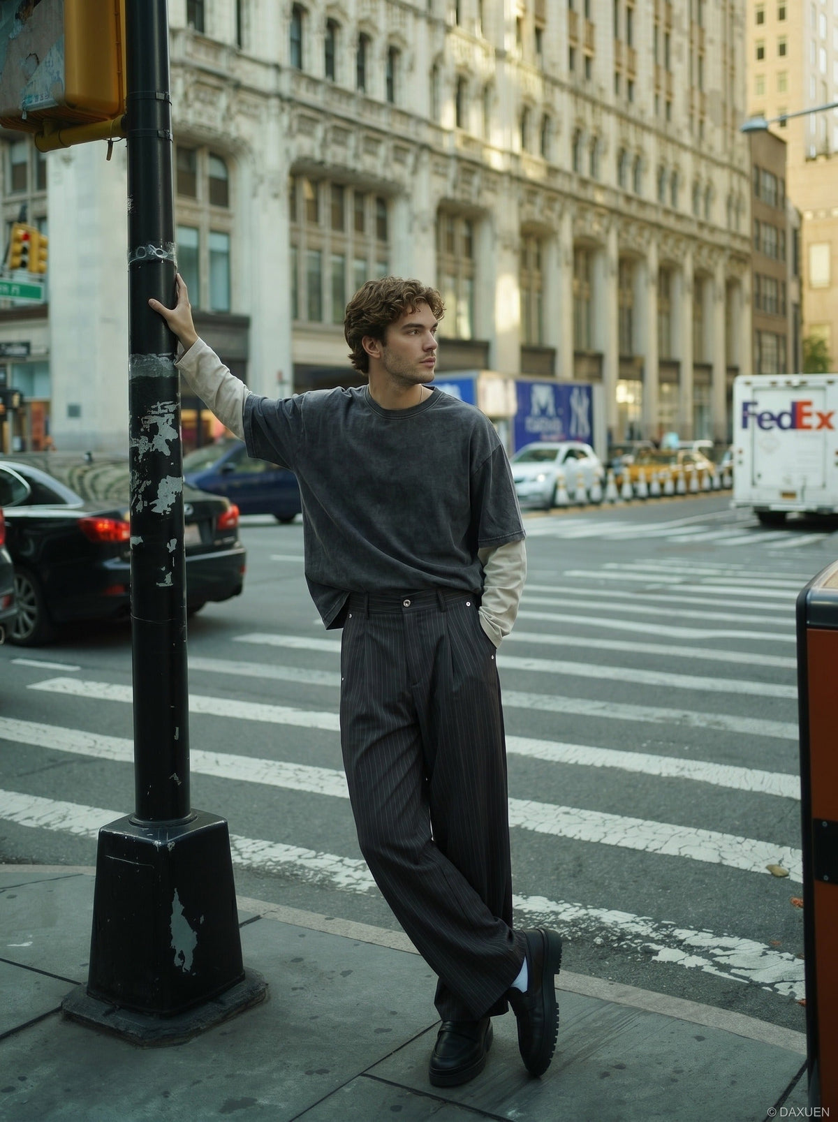 DAXUEN High-waisted wide-leg pinstriped trousers — model photo