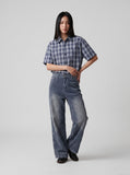 DAXUEN Short-sleeved plaid button-up shirt — model photo