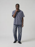 DAXUEN Short-sleeved plaid button-up shirt — model photo