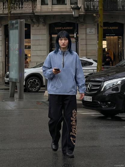 DAXUEN Plaid oversized pullover jacket with half-zip and pouch pocket — model photo