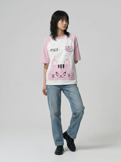 DAXUEN Relaxed fit short-sleeved t-shirt with cat graphic — model photo