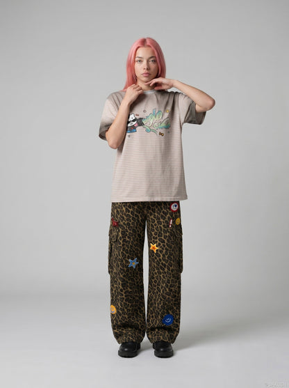 DAXUEN Light grey short-sleeved relaxed-fit t-shirt with cat graphic — model photo