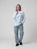 DAXUEN Long-sleeve t-shirt with crayon graphic — model photo