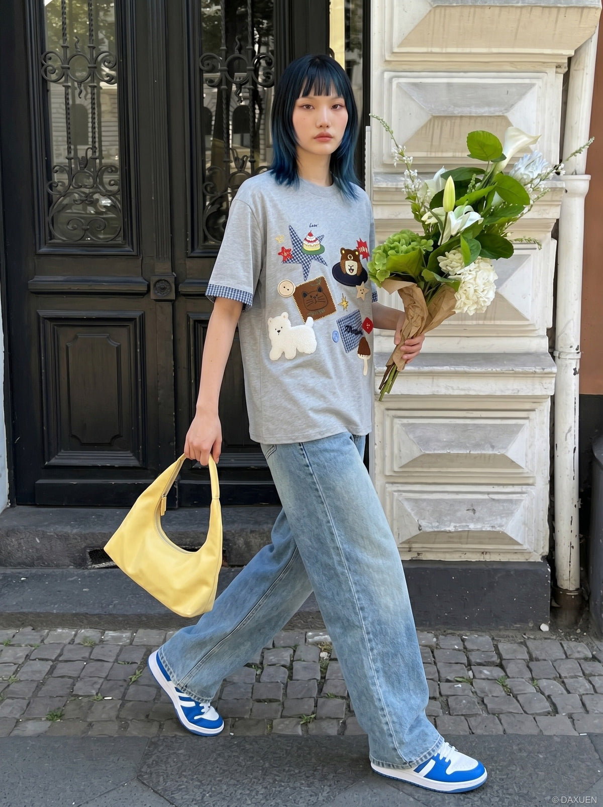 DAXUEN Playful plaid appliqué short-sleeved t-shirt — model photo