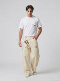 DAXUEN Short-sleeved crew neck t-shirt with pocket embroidery — model photo