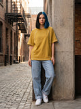 DAXUEN Short sleeve raglan t-shirt with contrast stitching — model photo