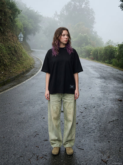 DAXUEN Oversized short-sleeve t-shirt with raw edges — model photo