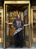 DAXUEN Washed black graphic t-shirt with band print — model photo