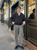 DAXUEN Men's lightweight long-sleeved button-up jacket — model photo