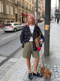 DAXUEN Relaxed-fit cargo shorts in solid colors — model photo