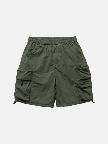 DAXUEN Relaxed fit cargo shorts in solid colours — model photo