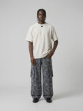 DAXUEN Oversized dark grey T-shirt with crew neck and raglan sleeves — model photo