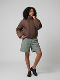 DAXUEN Men's relaxed fit embroidered cargo shorts — model photo