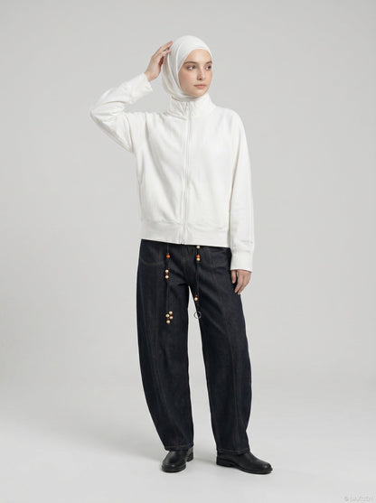 DAXUEN Lightweight full-zip jacket in solid colors — model photo