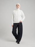 DAXUEN Lightweight full-zip jacket in solid colors — model photo