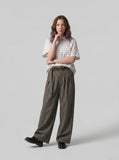 DAXUEN Short-sleeved plaid button-up shirt — model photo