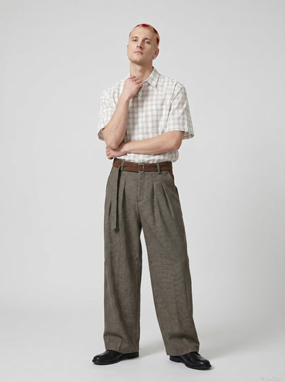 DAXUEN Short-sleeved plaid button-up shirt — model photo