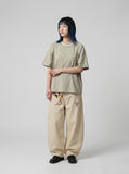 DAXUEN Men's short-sleeved oversized T-shirt with contrast panels — model photo
