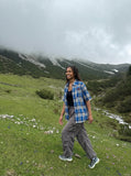 DAXUEN Relaxed-fit short-sleeved plaid button-up shirt — model photo