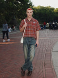 DAXUEN Relaxed-fit short-sleeved plaid button-up shirt — model photo