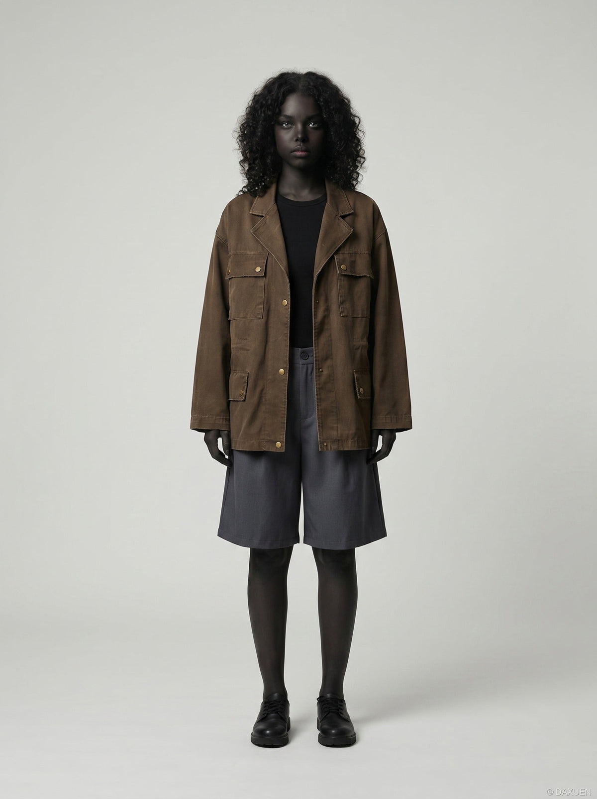 DAXUEN Wide-leg relaxed-fit shorts in dark grey and black — model photo