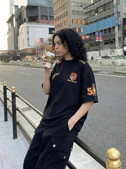 DAXUEN Oversized short-sleeved embroidered T-shirt — model photo
