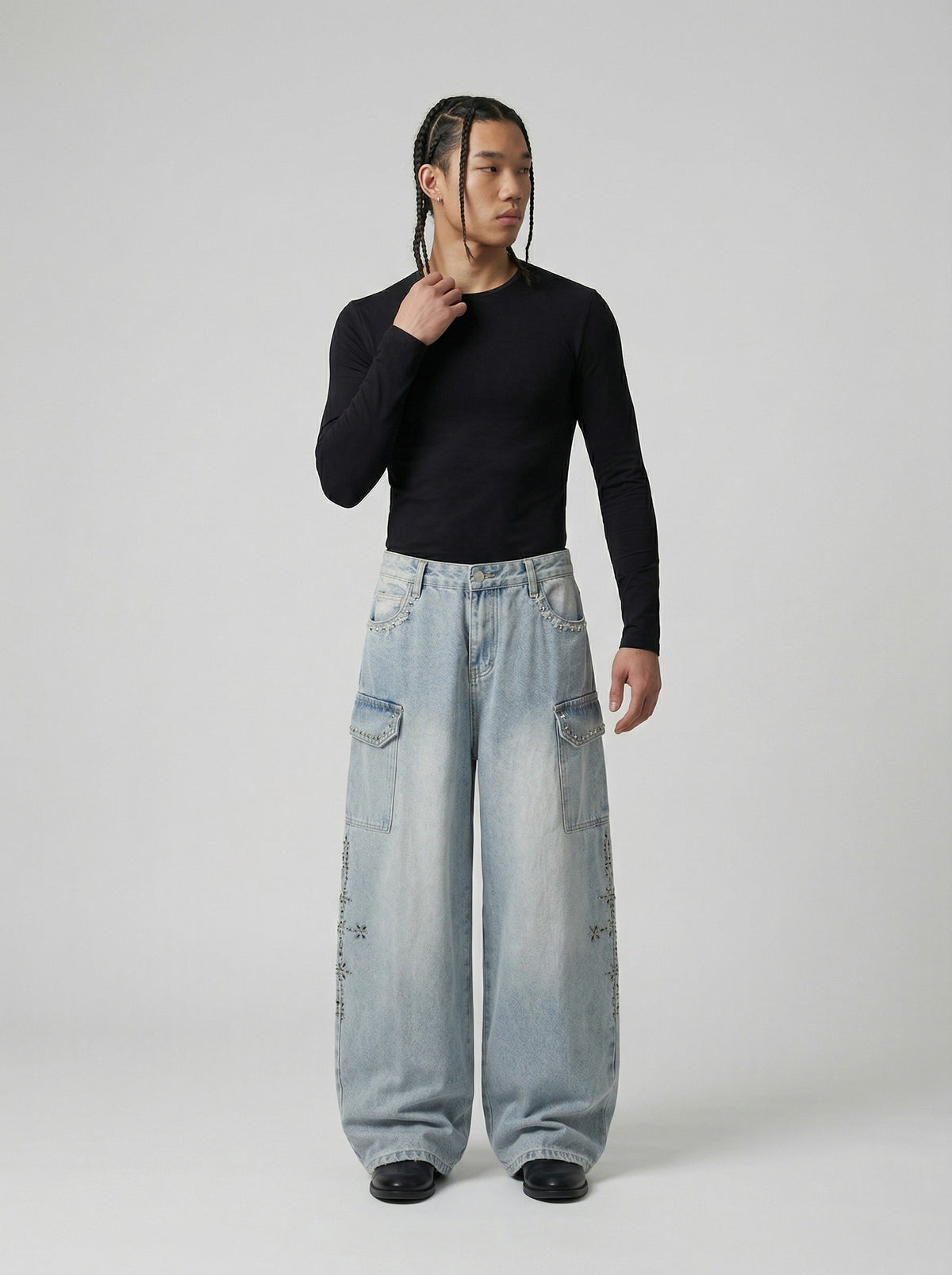 DAXUEN Light blue high-waisted wide-leg denim jeans — model photo