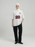 DAXUEN White short-sleeved polo shirt with pinstripes and graphics — model photo