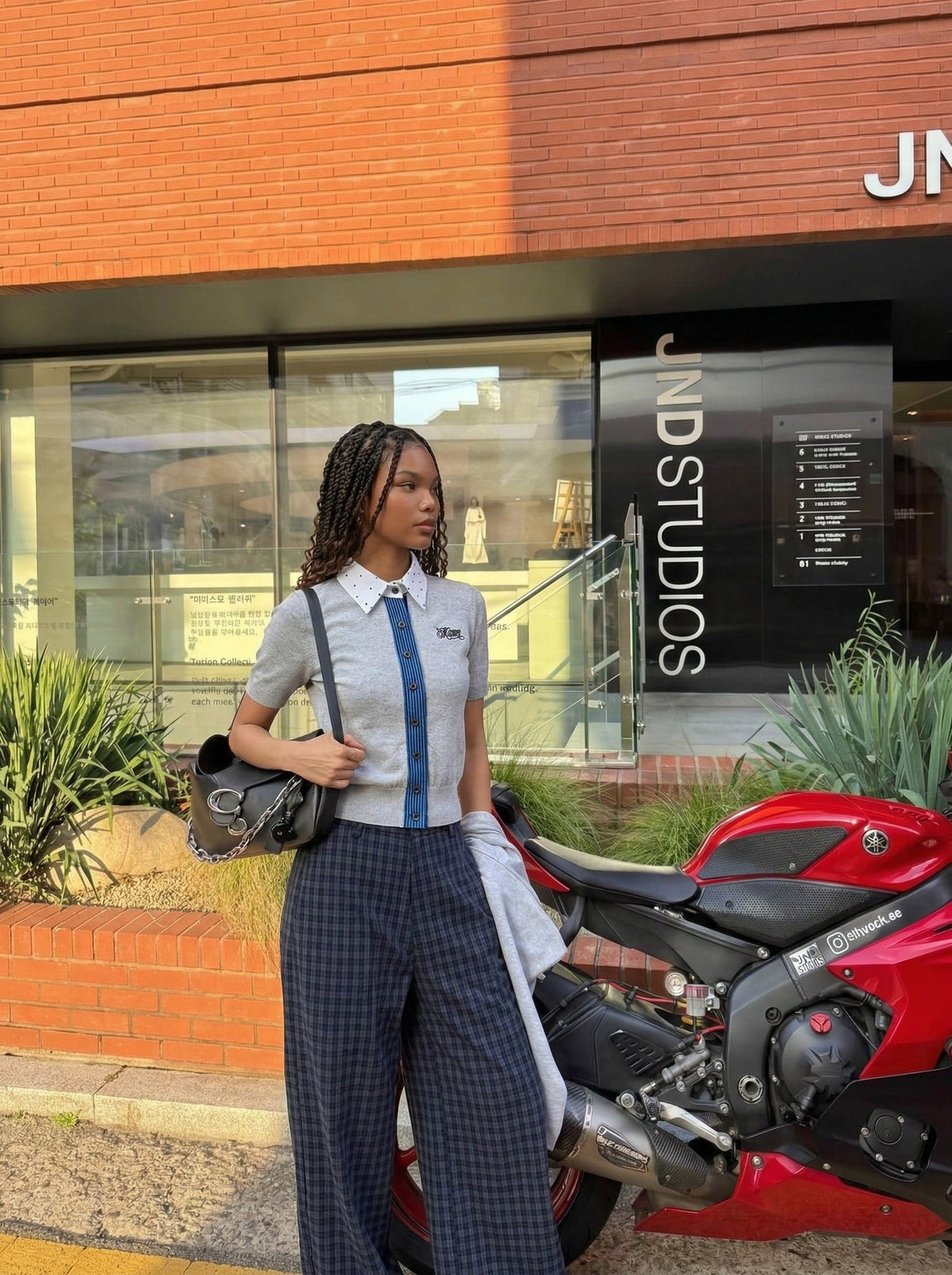 DAXUEN Retro polka dot knit polo top — model photo