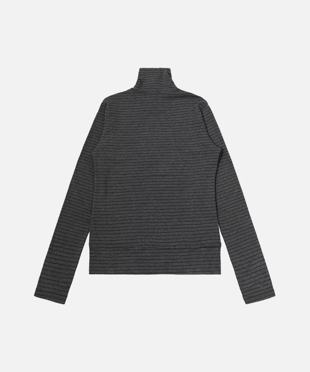 DAXUEN Fitted long-sleeved turtleneck top with star graphic