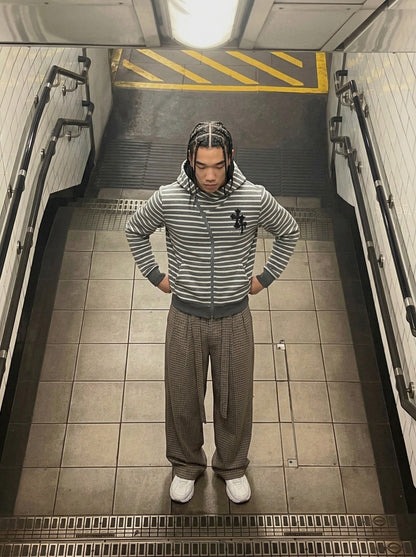 DAXUEN Striped hooded zip-up jacket — model photo
